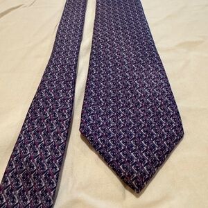 Vintage Zachry Atlanta Hand-Made Silk Tie – Geometric Pattern